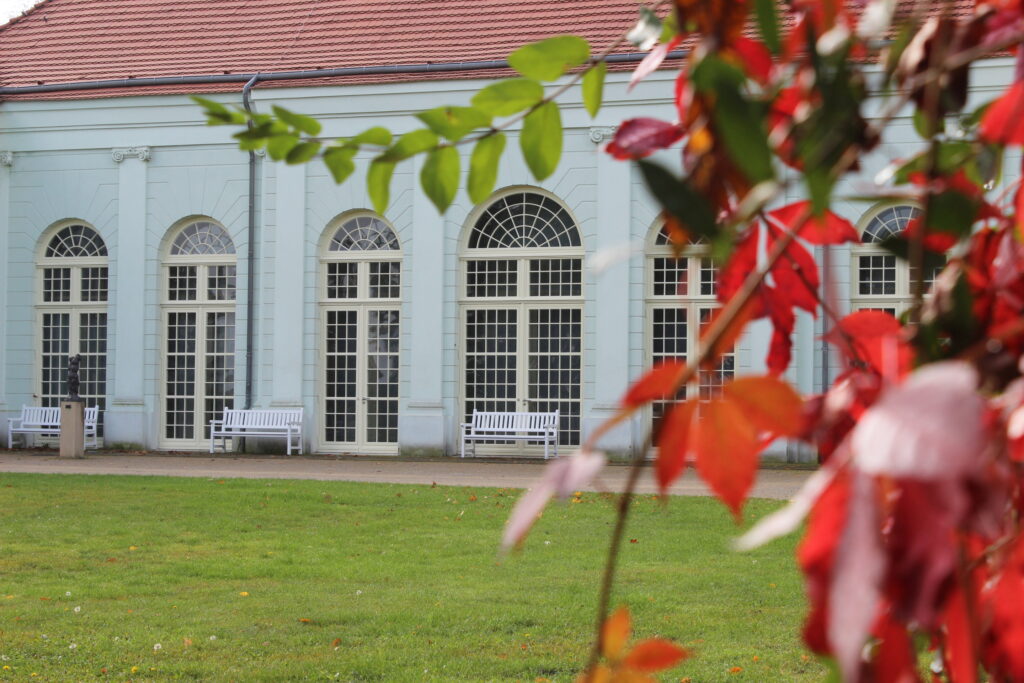 Foto: Tamboly;Orangerie im Herbst
