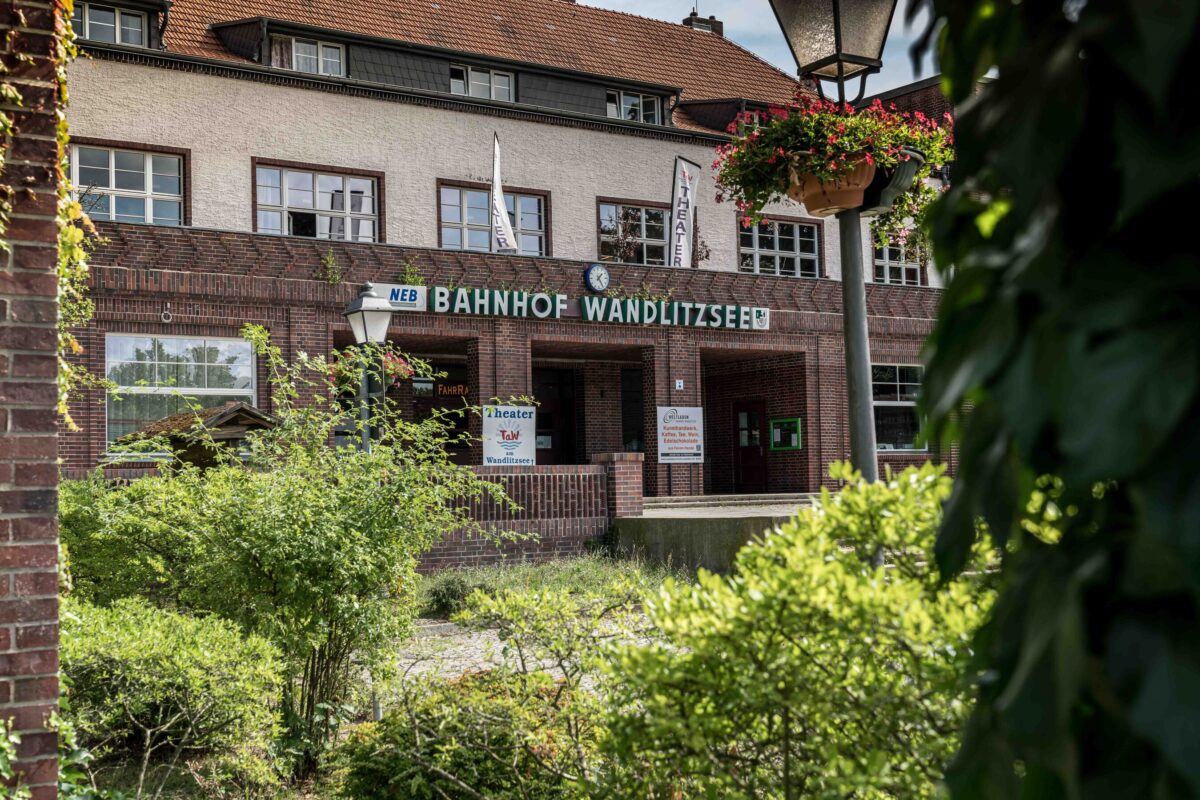 Bahnhof Wandlitzsee, Foto: Elena Koroleva, Lizenz: Tourismusverein Naturpark Barnim e. V.