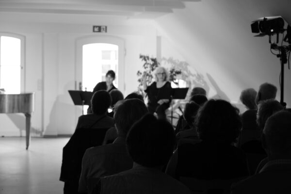 Musikalische Lesung im Regine-Hildebrandt-Haus, Foto: Sarah Kollé