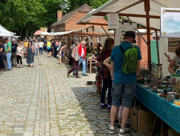 Kunsthandwerkermarkt, Foto: N. Simon