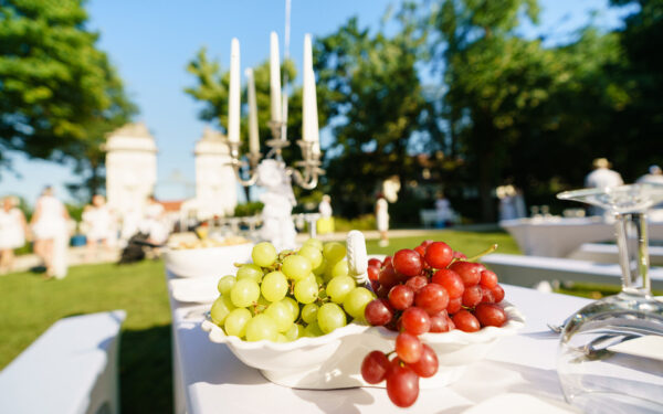 Picknick in Weiß, Foto: Andreas Herz, Lizenz: TKO gGmbH