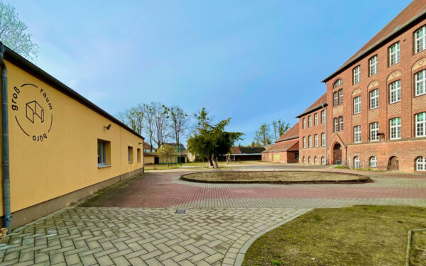 Schulhof der ehemaligen Havelland-Grundschule, Foto: Großraum e.V., Lizenz: Großraum e.V.