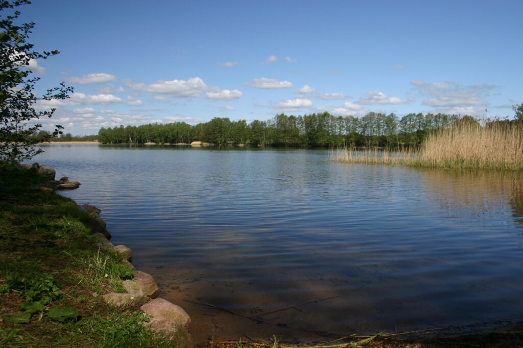 Foto: Tourismusverband Ruppiner Seenland e.V.;Glambecksee bei Lindow (Mark)