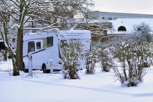 Reisemobilstellplatz Oranienburg im Winter