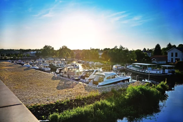 Liegehafen Oranienburg mit bis zu 82 Plätzen