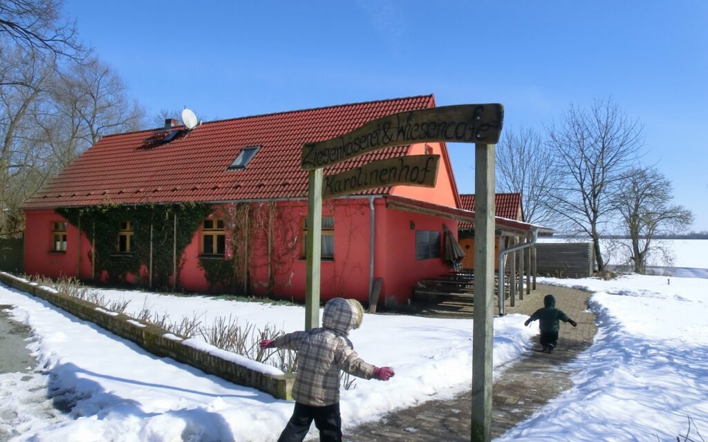 Ziegenkäserei & Wiesencafé Karolinenhof im Winter, Foto: TMB/D.Wetzel