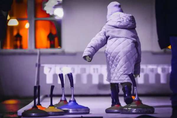 Eisstockschießen beim Weihnachtsmarkt Oranienburg